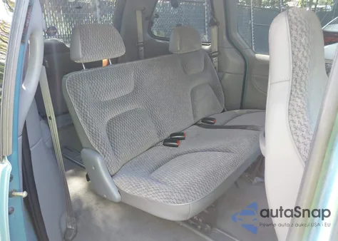 1999 Plymouth Voyager z USA, uszkodzony, nr VIN 2P4GP25GXXR159843